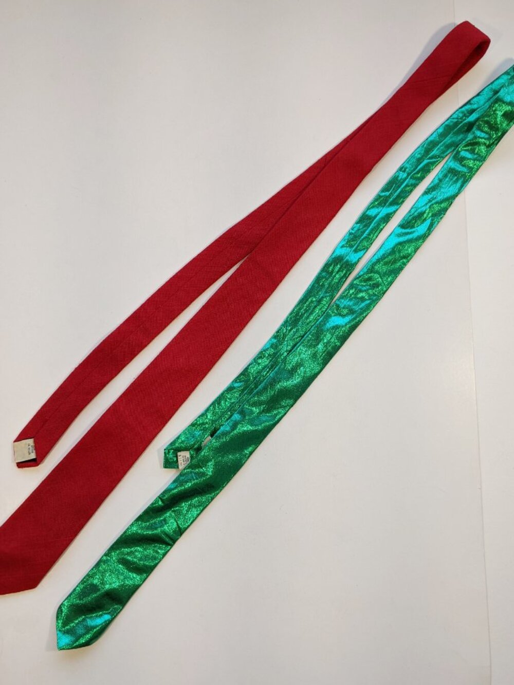 Lot of 2 Skinny Ties - Red & Glitter Green 80's Costume New Wave Narrow Neckties